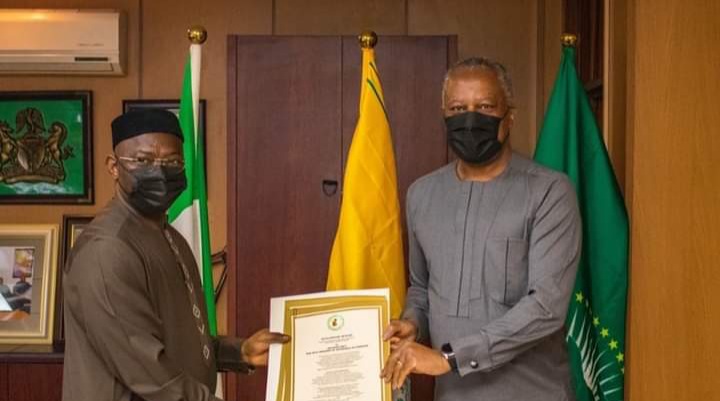 FG Presents Letters-of-Credence to Non-Career Ambassadors Designate