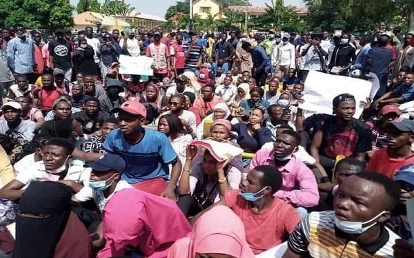 Kaduna Varsity Students Protest Over Arbitrary Increase In Tuition Fees