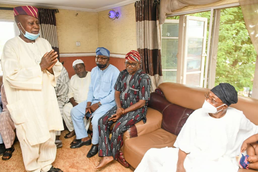 PHOTONEWS: Aregbesola Pays Condolence Visit To Family Of Late Osun APC Leader