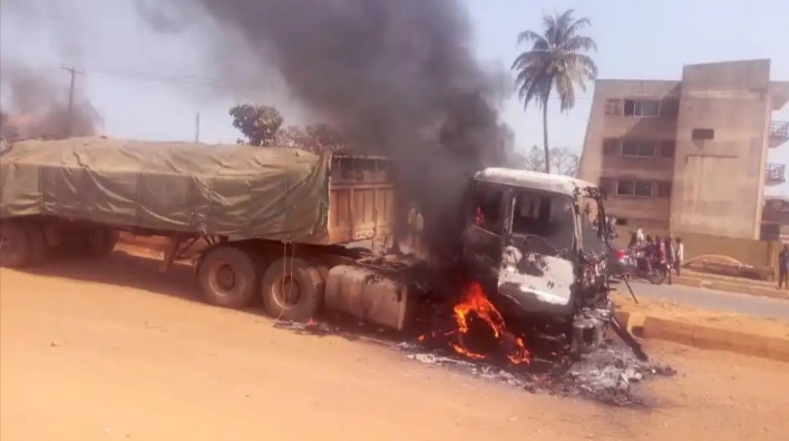Dangote Truck Burnt After Crushing Two
