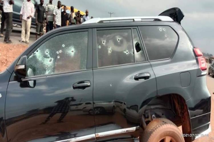 Gunmen Kill Nigerian Agency Director