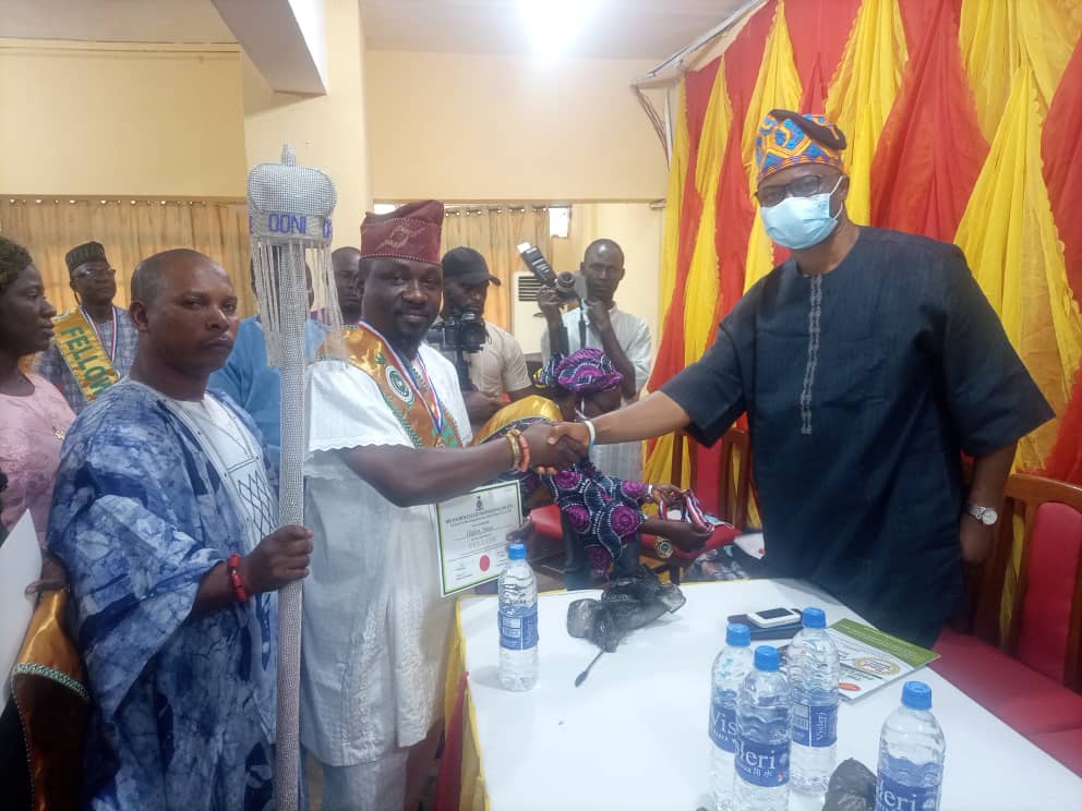 Ooni’s spokesman Olafare, top journalists inducted as fellows, Fourth-Estate Professional Society