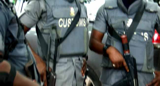 Panic Grips As Suspected Customs Officers Storm Ogun Community, Burn Houses