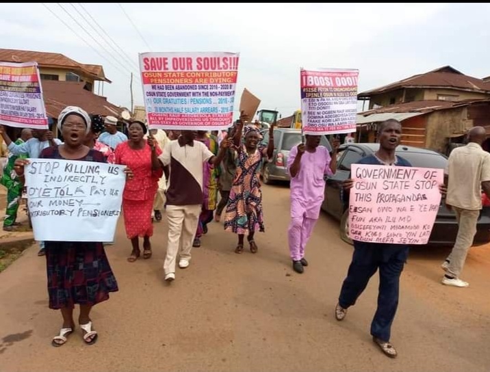 Just In: Protest Rocks Osogbo Over Unpaid Pension Arrears