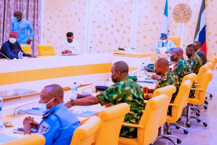 Buhari Presides Over Security Council Meeting