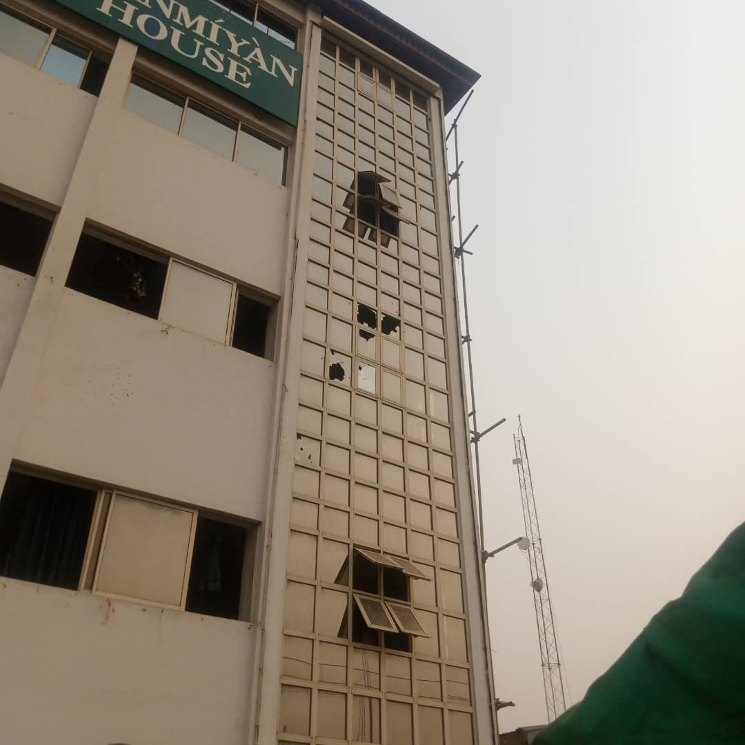 Tears, Panic And Sorrow As Gunmen Attack Aregbesola’s Workers, Oranmiyan House In Osogbo