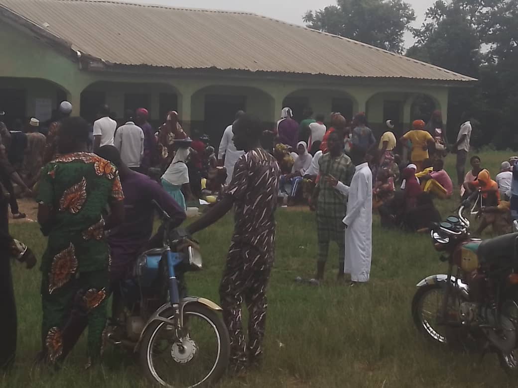 Vote Buying: Voters Kick As APC Refuses To Pay Promise Money In Ileogbo