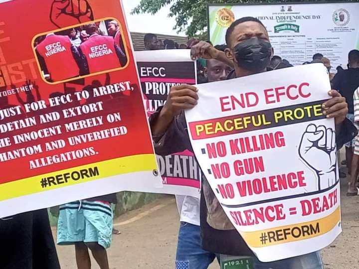 EFCC Reacts To #EndEFCC Protest, Says Yahoo Boys’ On Smear Campaign