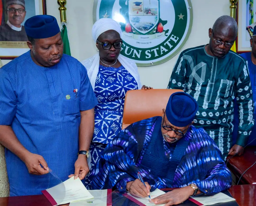 Governor  Abiodun Signs N472bn 2023 Budget