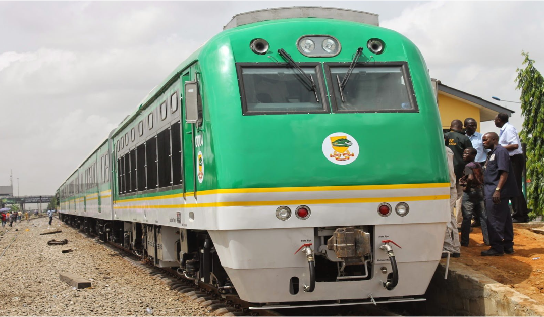 BREAKING: Kaduna-Abuja Train Derails