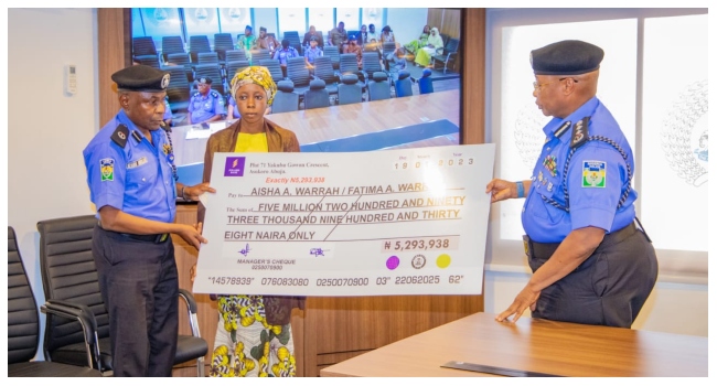 IGP Presents N13.6bn Cheques To Next-Of-Kins Of Deceased Cops