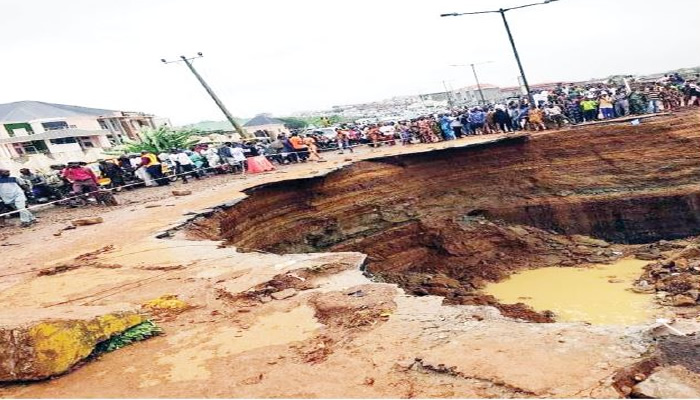 Flood: Oyo Govt. Closes Olodo Bridge