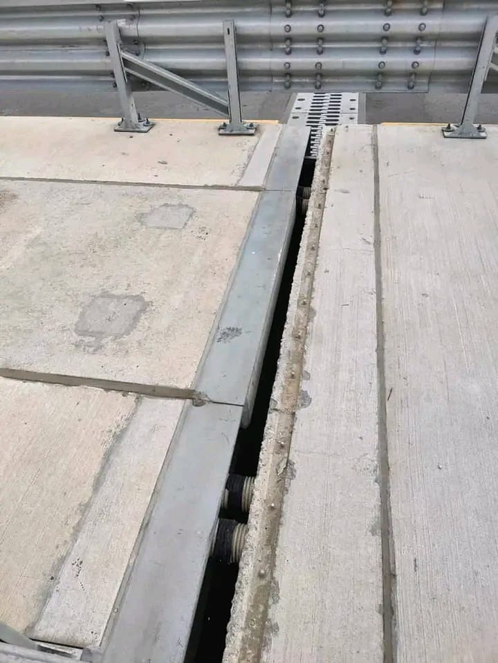 FLASH: Newly Inaugurated Second Niger Bridge Vandalised - OsunDefender