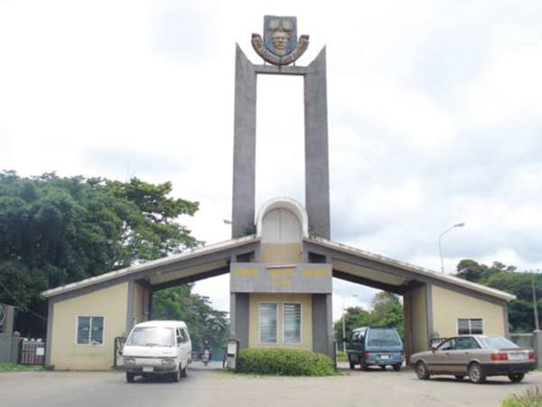 OAU Orders Students To Vacate Halls Of Residence