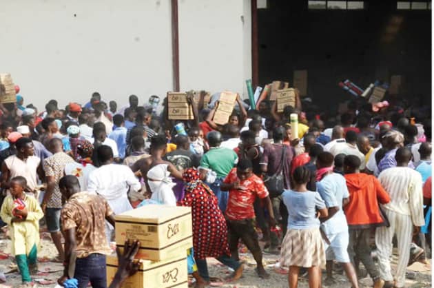 Gov. Fintiri Imposes Curfew As Hoodlums Loot Warehouses