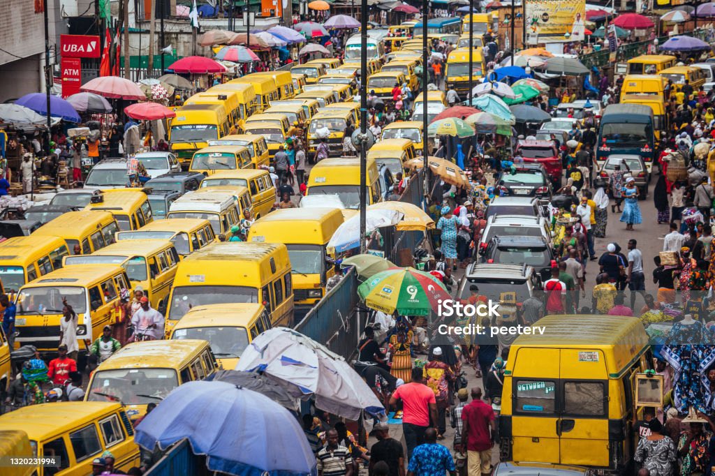 Lagos Issues 7-Day Quit Notice To Buses, Vehicles On Bridges
