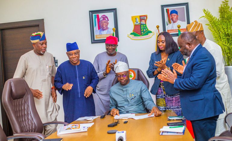 Makinde Signs Executive Order To Protect Mining Communities