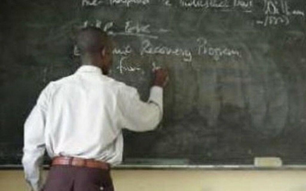 Nigeria Records 950,000 Shortage In Teachers