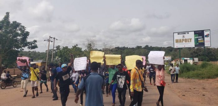 MAPOLY Students Protest Tuition Fee Hike