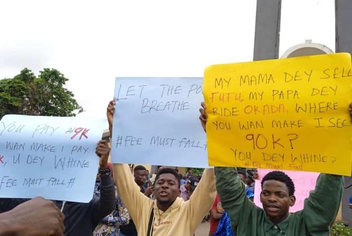 FLASH: OAU Students Protest Tuition Fee Hike (Photos)