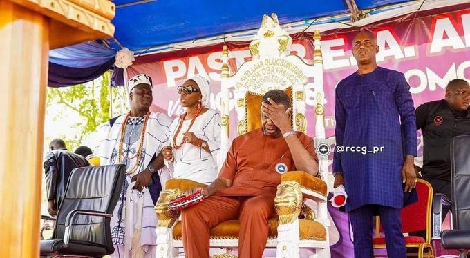 Knocks, Condemnations As Adeboye Sits On Oyo Monarch’s Throne During Visit