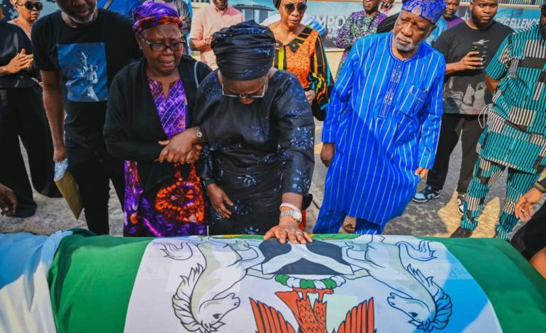 Akeredolu’s Remains Arrive Nigeria