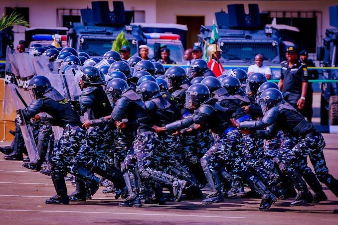 Police Recruitment: Over 400,000 Nigerians Jostle For 30,000 Slots