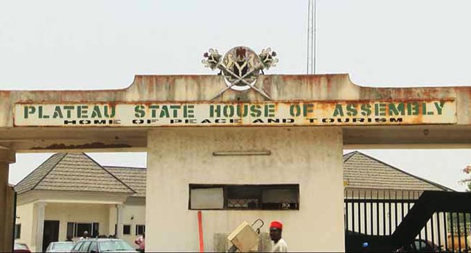 FLASH: Tension As Police Teargas, Prevent 16 Sacked Plateau PDP Lawmakers, From Accessing Building