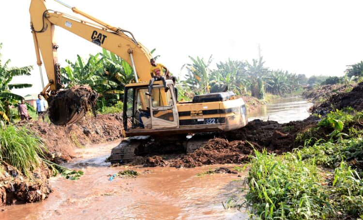 Osun Commences Dredging Of Rivers, Frowns At Illegal Dumping Of Refuse