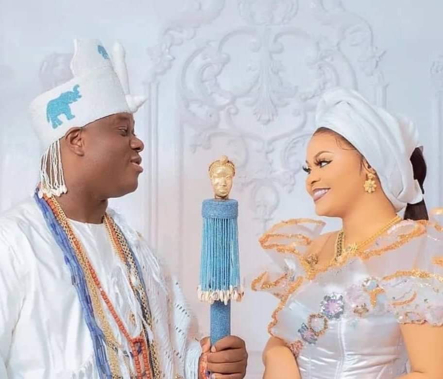 FLASH: Ooni, Queen Welcome Twins