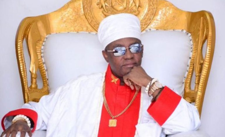‘It Is Distortion Of Historical Fact’ – Oba Of Benin Says, Suspends 6 Palace Aides For Pledging Allegiance To Ooni