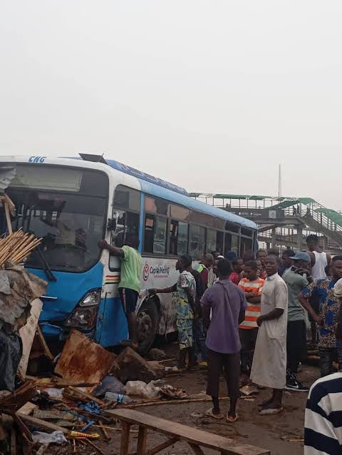 Scores Feared Injured As Truck Rams Into BRT In Lagos